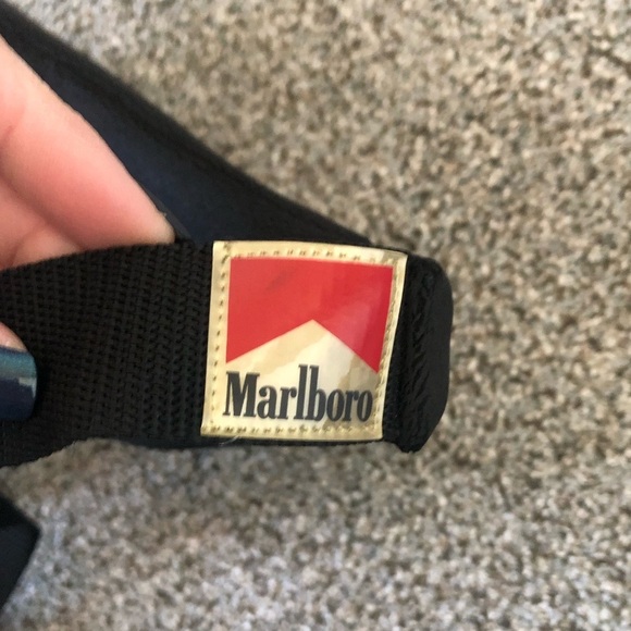 Marlboro black neoprene and nylon belt bag Fanny pack - Picture 5 of 7